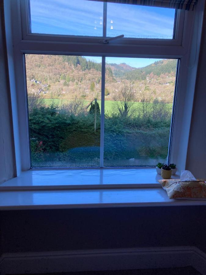 Llety Betws Hotel Bagian luar foto